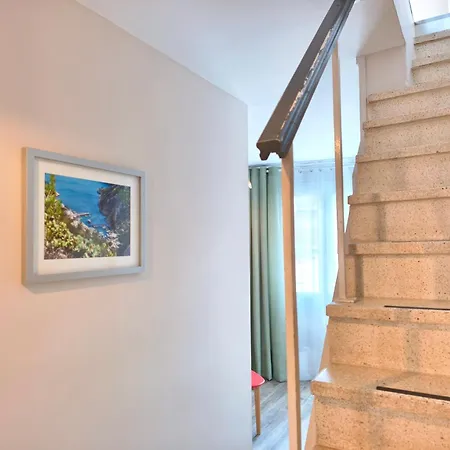 Mistral 3 Elegant Duplex 2 Avec Terrasse Et Climatisation, A Proximite Immediate Du Port Cassis