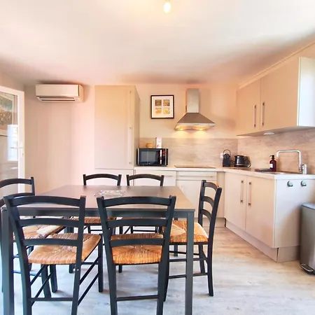Mistral 3 Elegant Duplex 2 Avec Terrasse Et Climatisation, A Proximite Immediate Du Port *